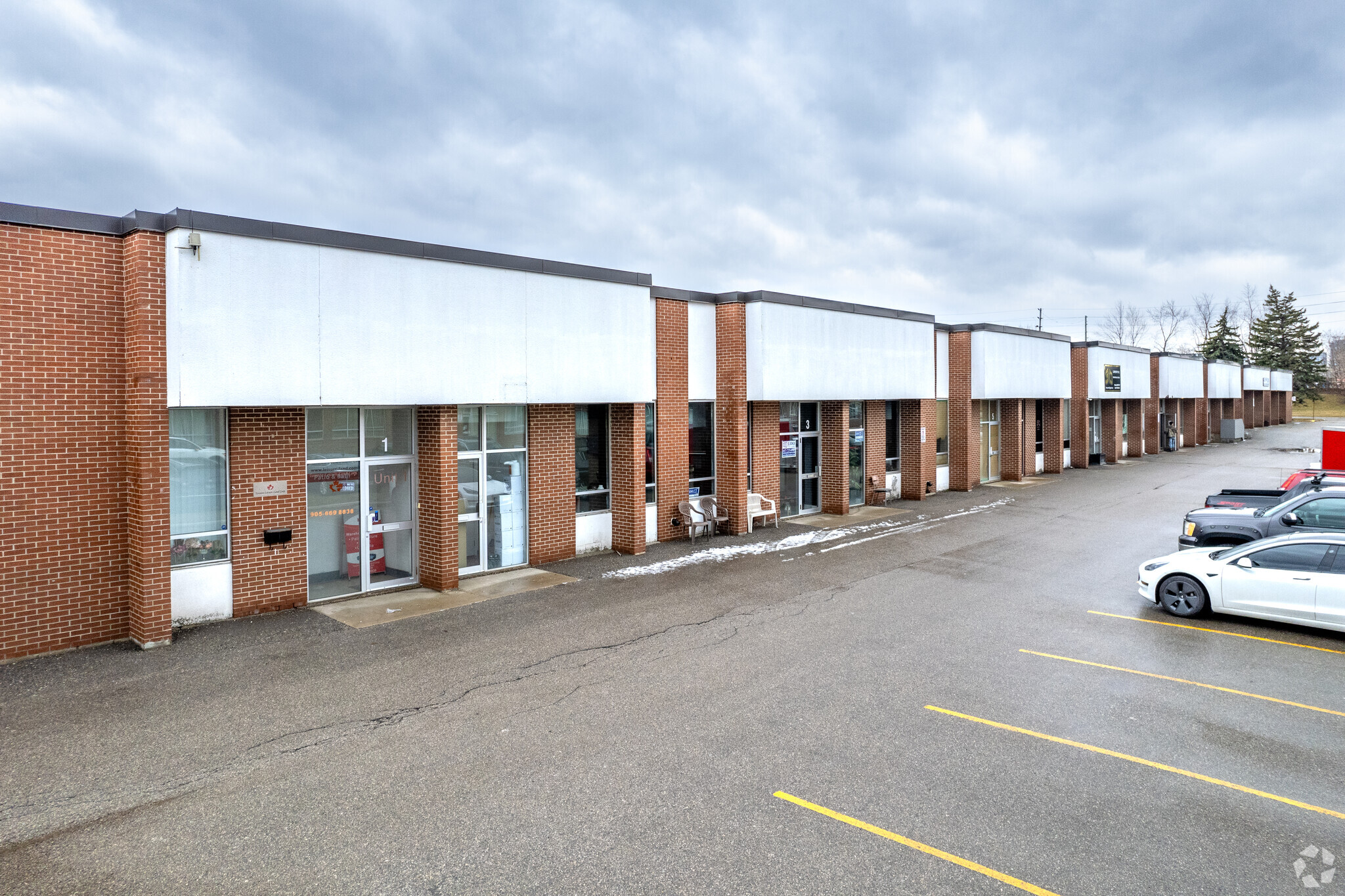 65 Bowes Rd, Concord, ON for Rent