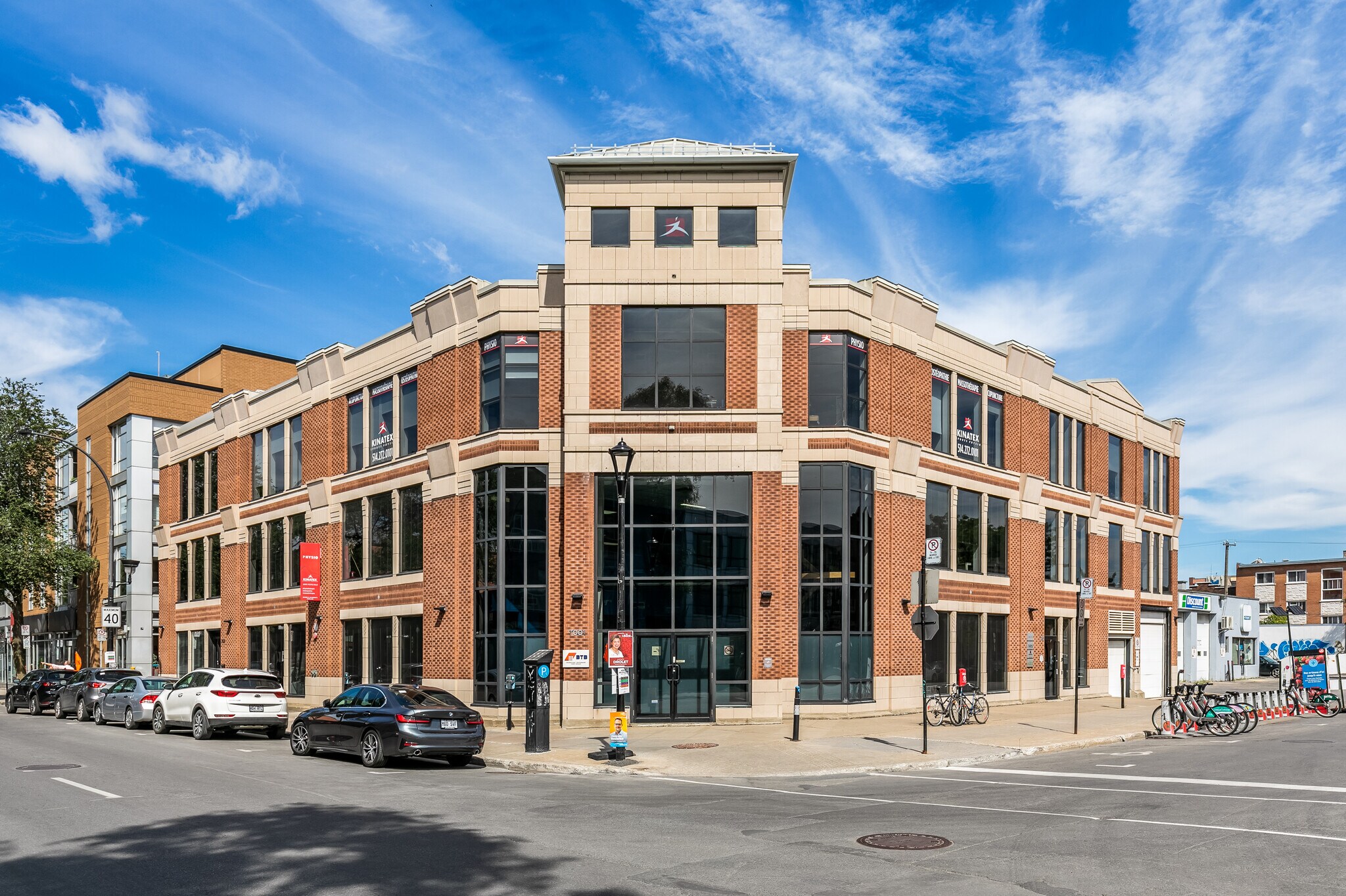 25 Av Mozart E, Montréal, QC for Rent