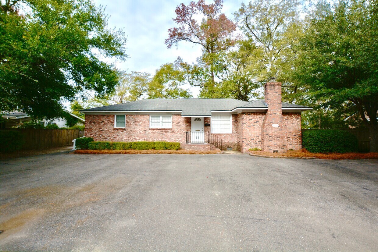 1752 Jessamine Rd, Charleston, SC for Rent