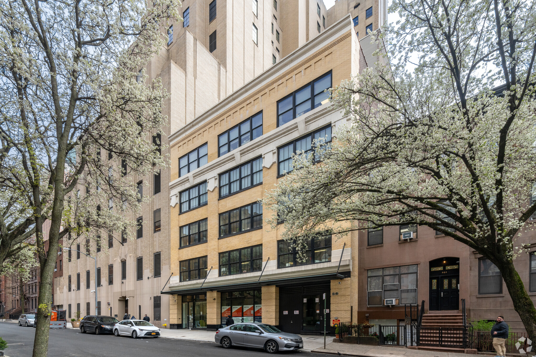 438 W 51st St, New York, NY for Sale