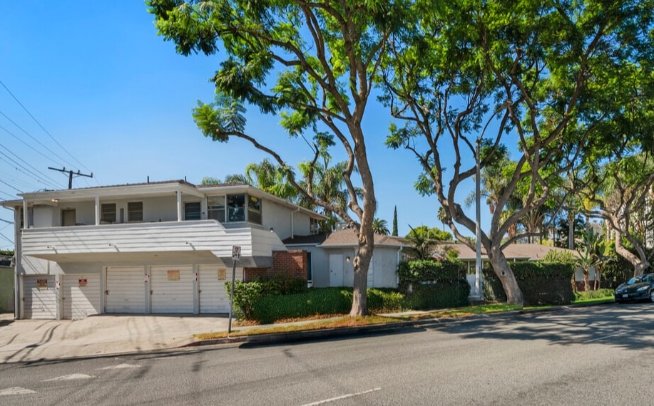 8102 Norton Ave, West Hollywood, CA for Sale