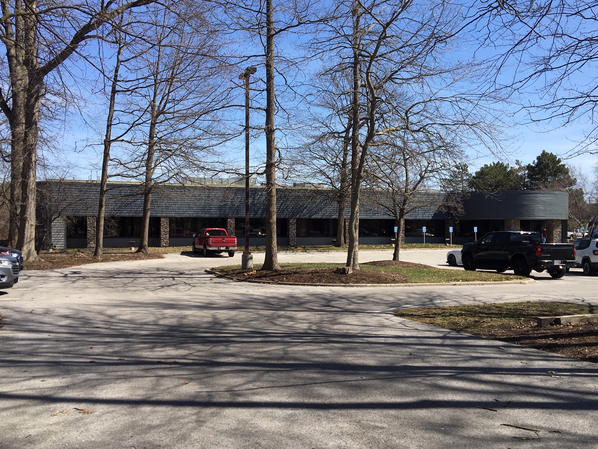 1660 Indian Wood Cir, Maumee, OH for Sale