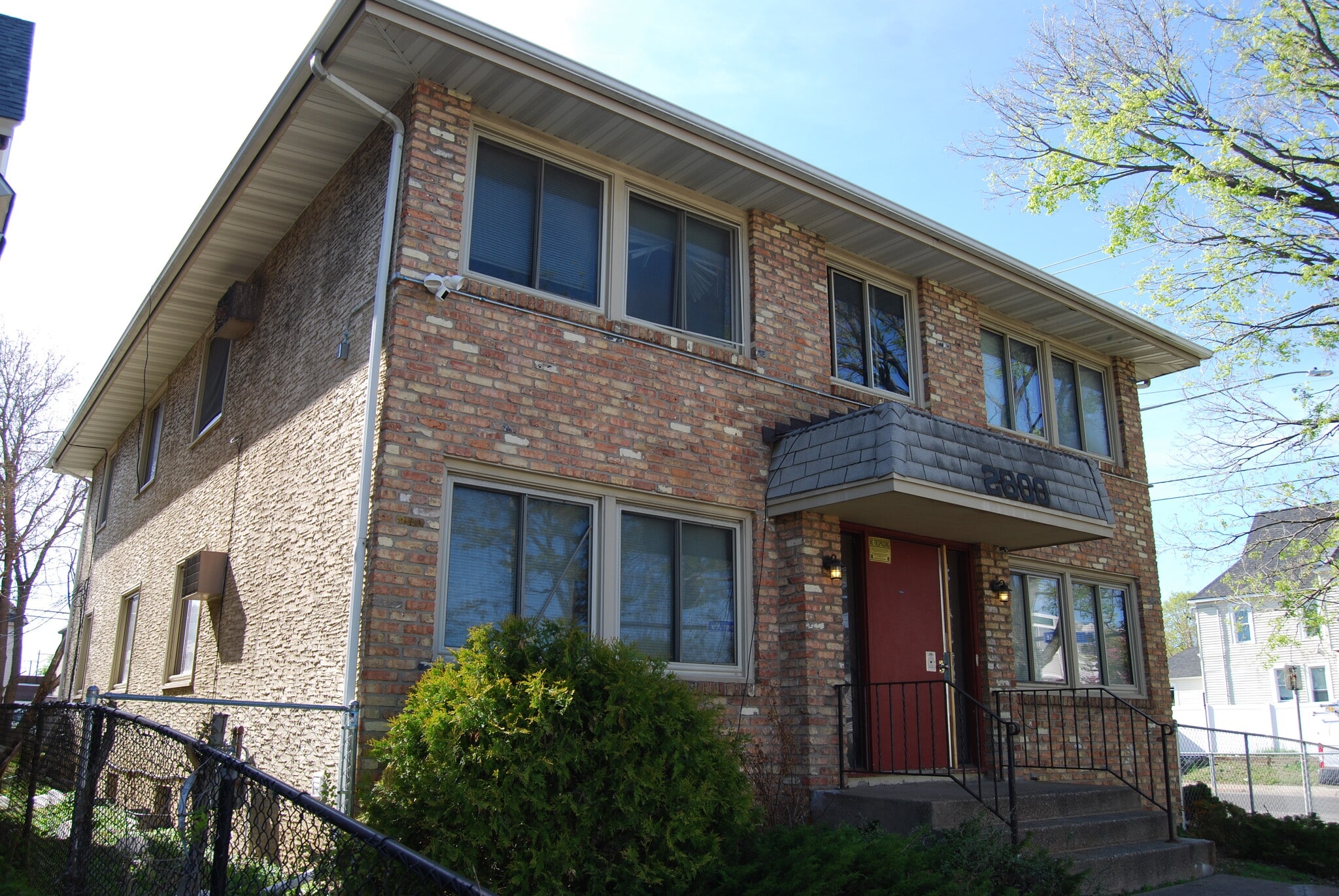 2800 Stevens Ave, Minneapolis, MN for Sale