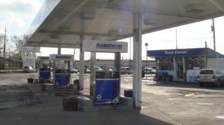 Pontiac, IL Service Station - 922 W Custer Ave