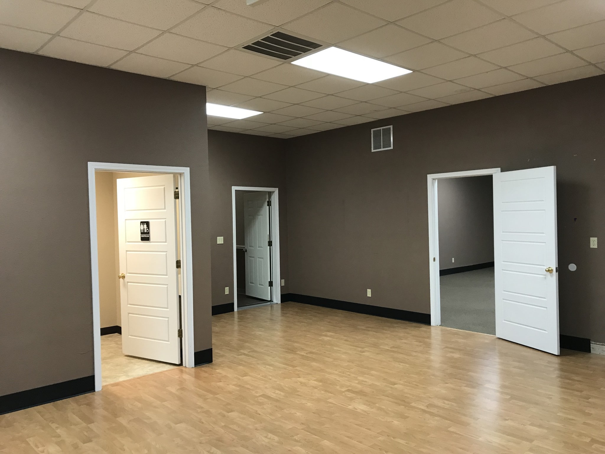 1701-1715 W James River Rd, Ozark, MO for Rent