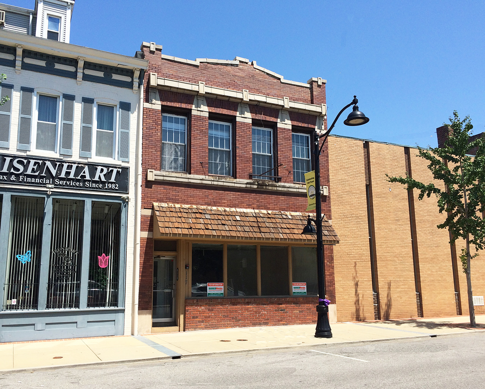 117 W Main St, Belleville, IL for Sale