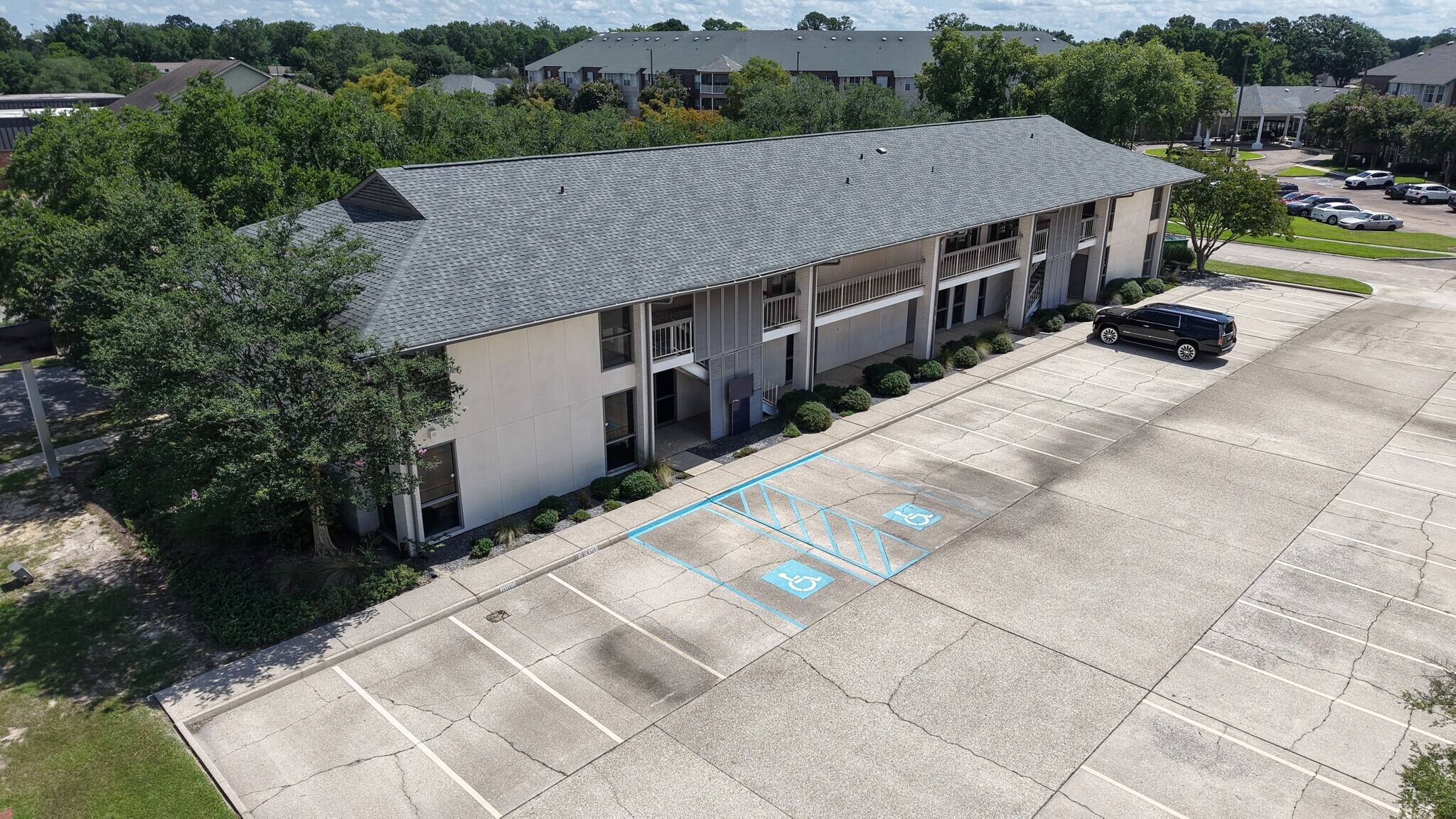 4111 S Sherwood Forest Blvd, Baton Rouge, LA for Sale