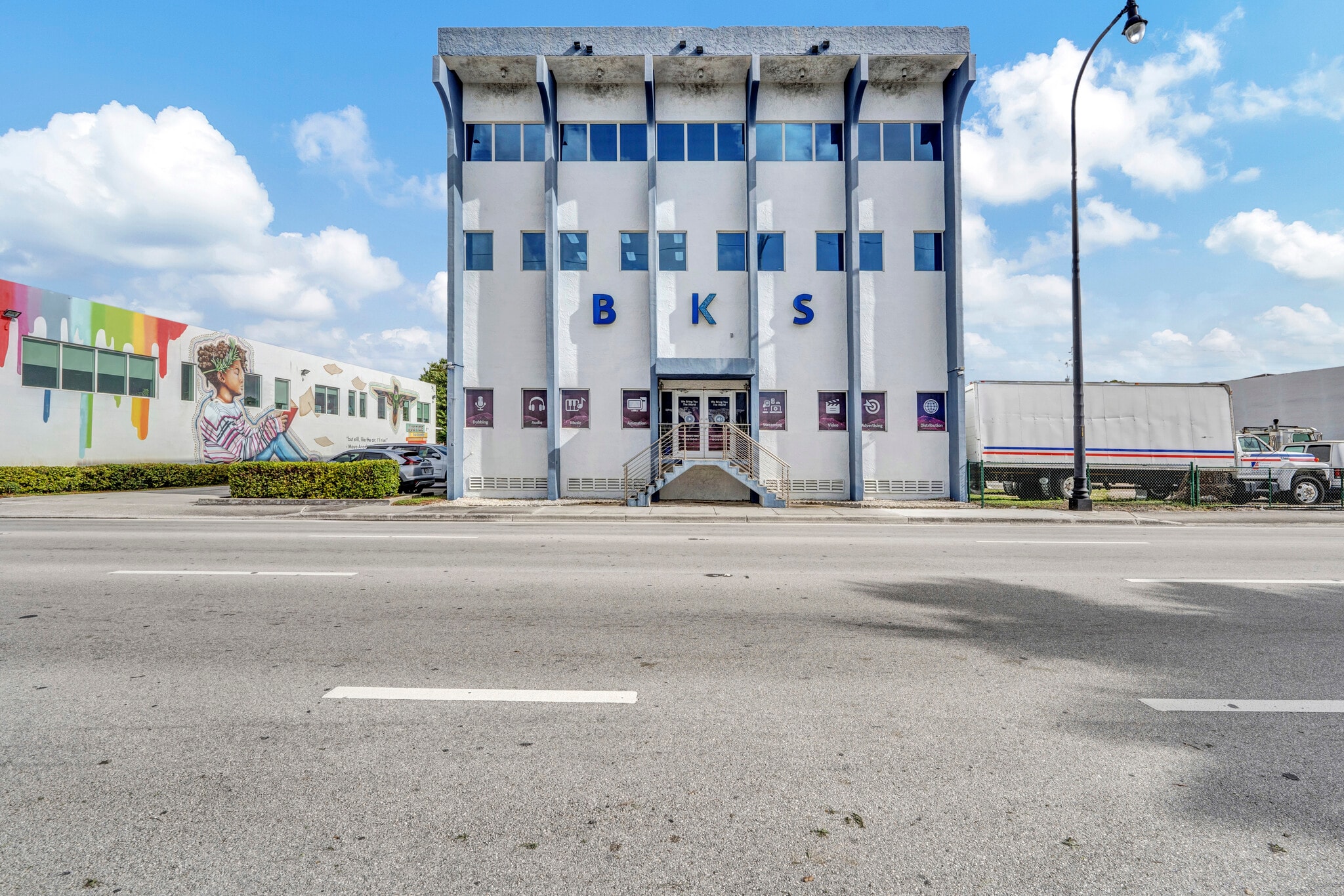 5465 NW 36th St, Miami, FL for Rent