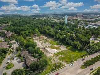 Houston, TX Commercial Land - 822 W Greens Rd