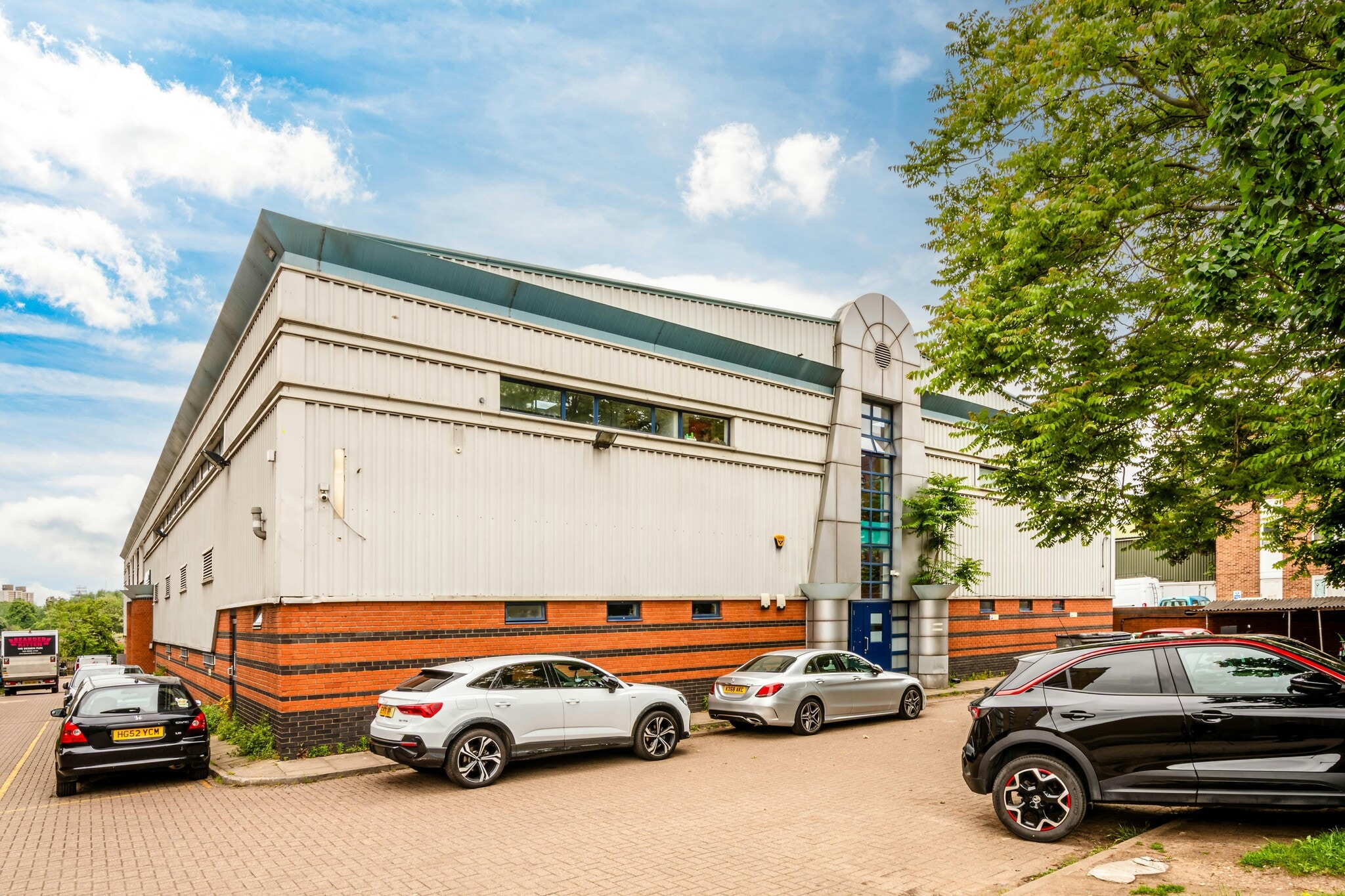 5 Hancock Rd, London, LND for Rent