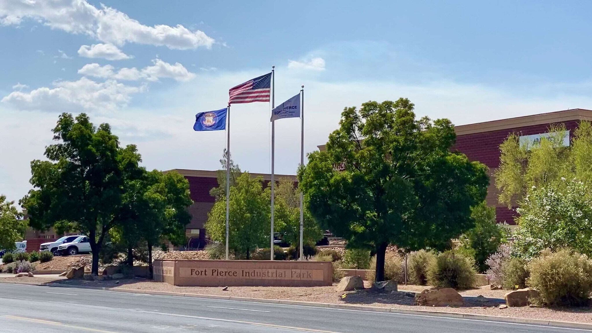 1444 E Venture Dr, Saint George, UT for Sale