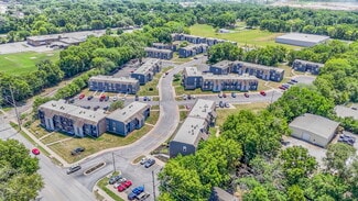 Grandview, MO Apartments - 13900 Grandboro Ln