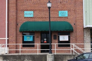 Nashville, AR Bank - 105 N Main St