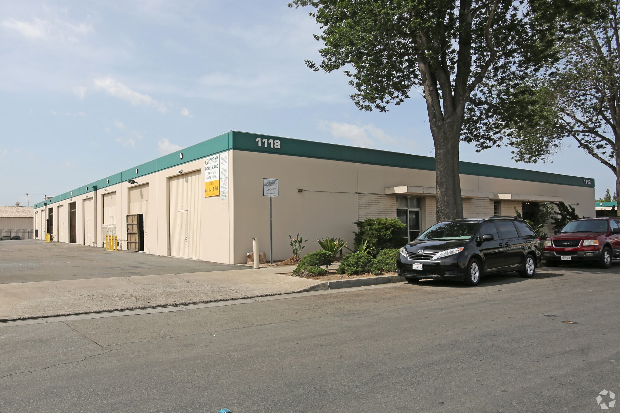 1106 E Walnut St, Santa Ana, CA for Rent