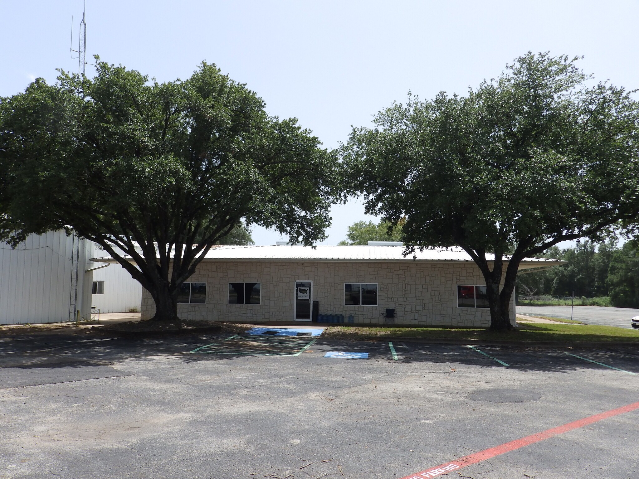 2005 Tile Factory Rd, Palestine, TX for Rent