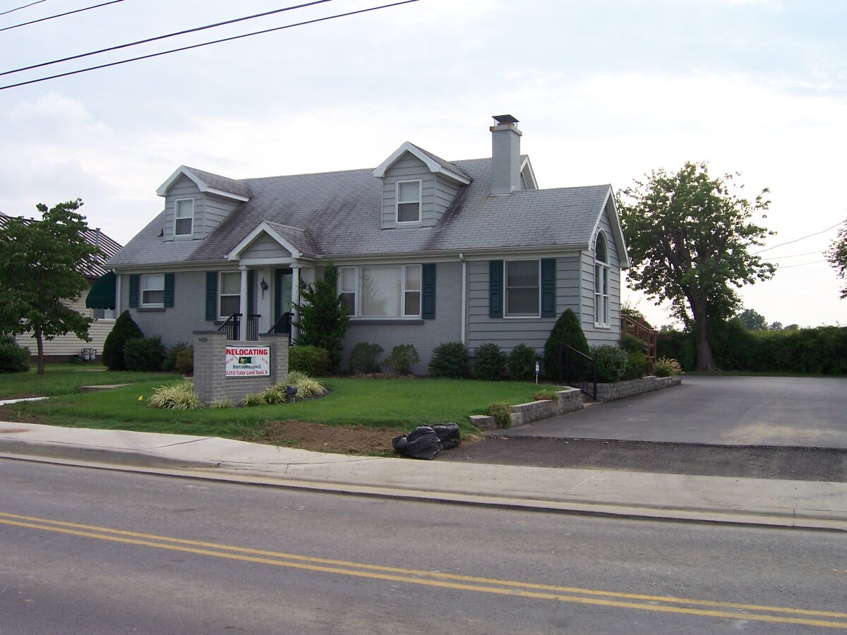 1420 N Weinbach Ave, Evansville, IN for Rent