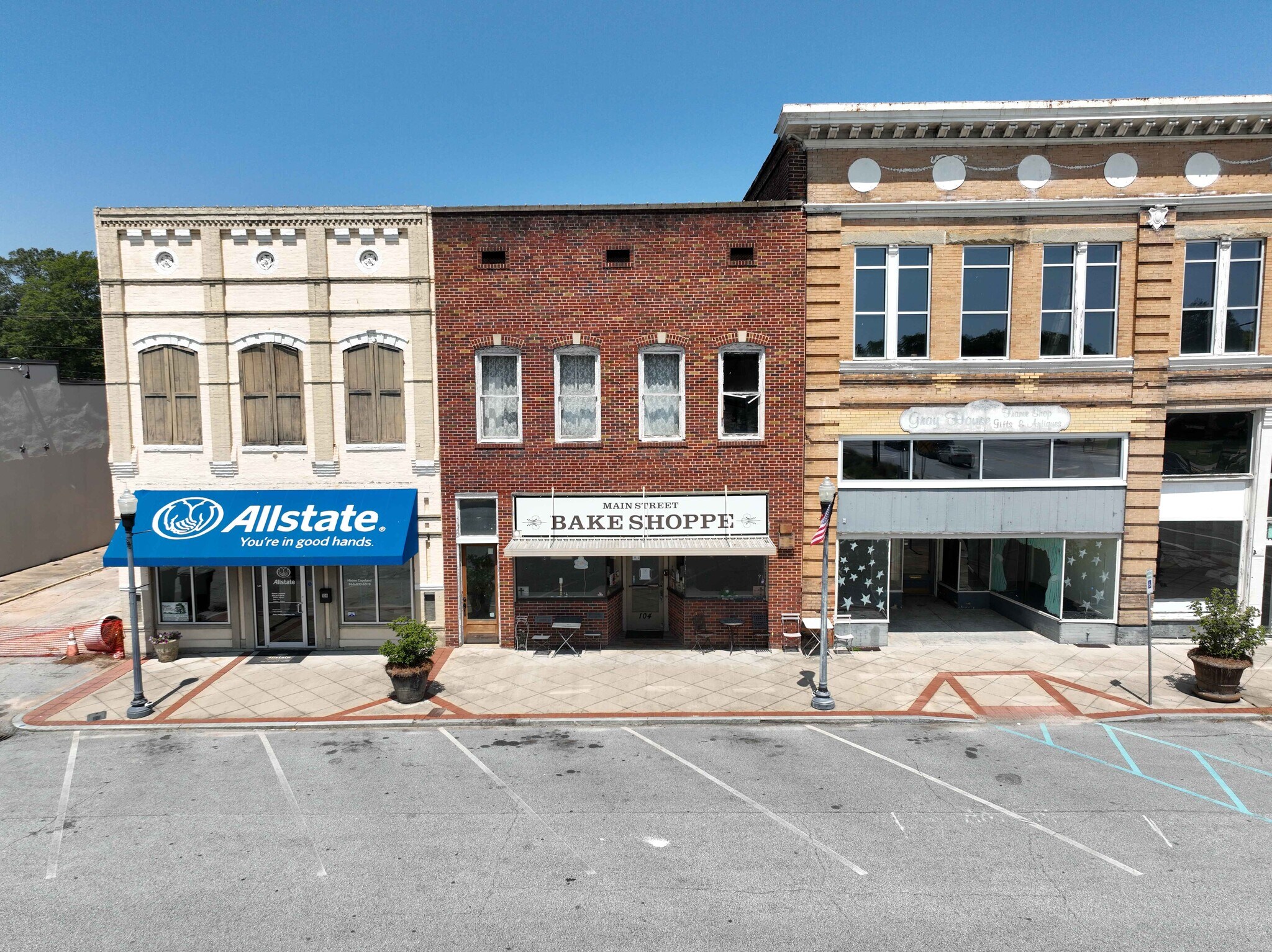 104 W Main St, Clinton, SC for Rent