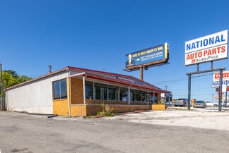 Knoxville, TN Retail - 4725 Clinton Hwy