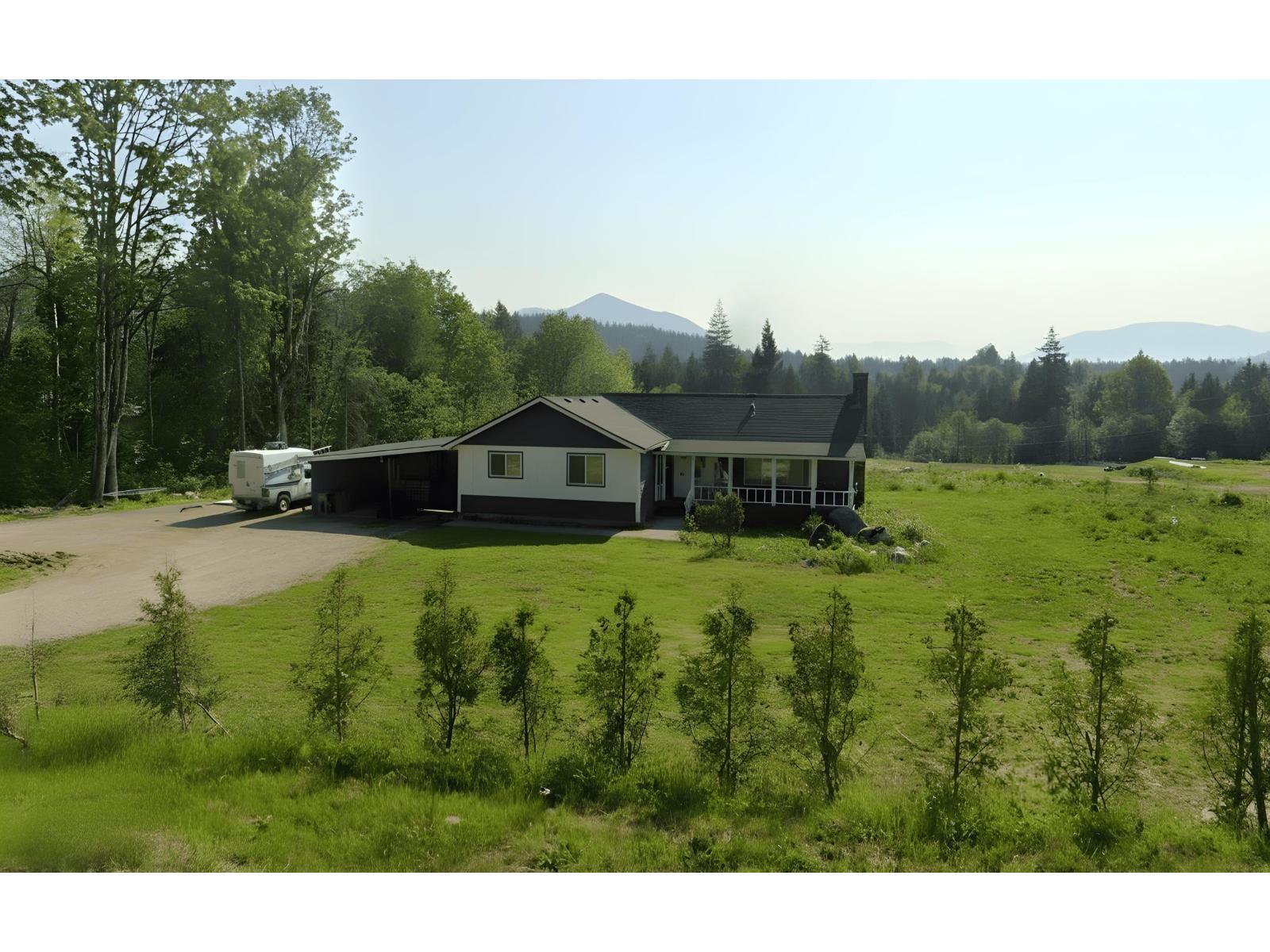 9386 Clay St, Mission, BC for Sale