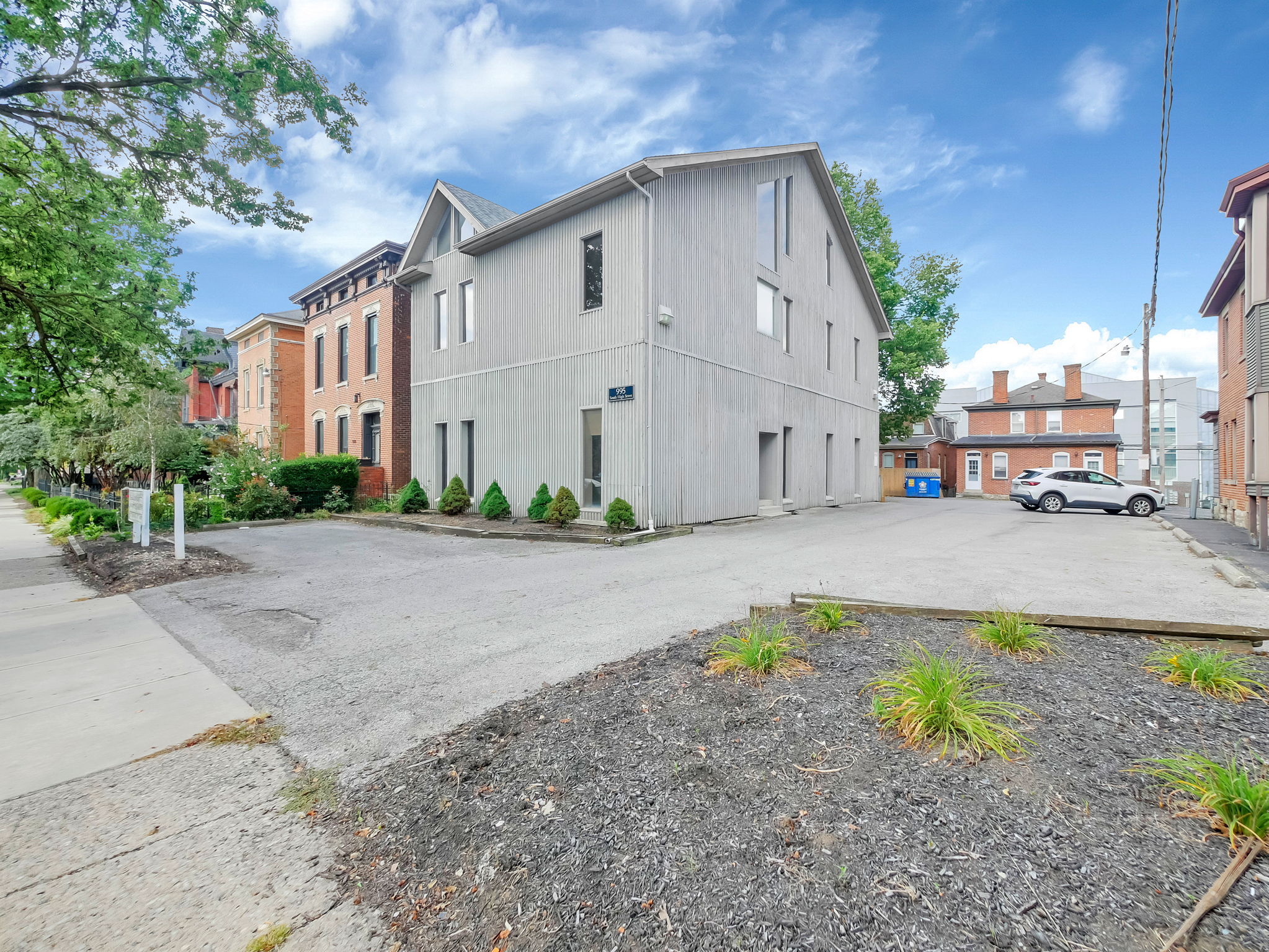 995 S High St, Columbus, OH for Sale