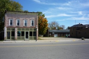 Lawrence, MI Storefront Retail/Office - 130 N Paw Paw St