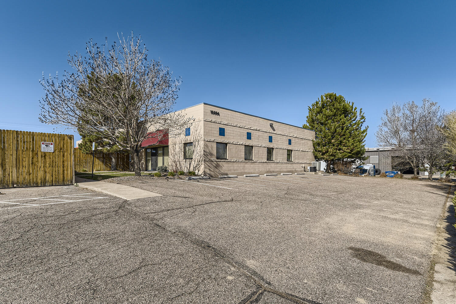 15354 E Hinsdale Cir, Englewood, CO for Sale