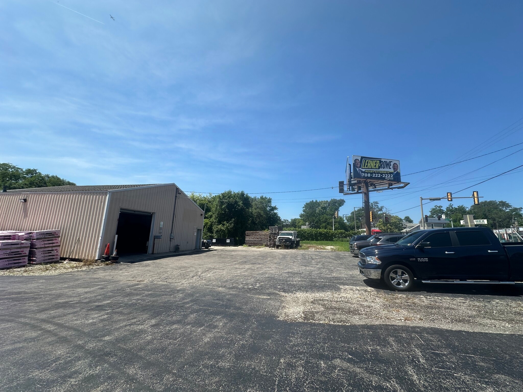 1602 E Cass St, Joliet, IL for Sale