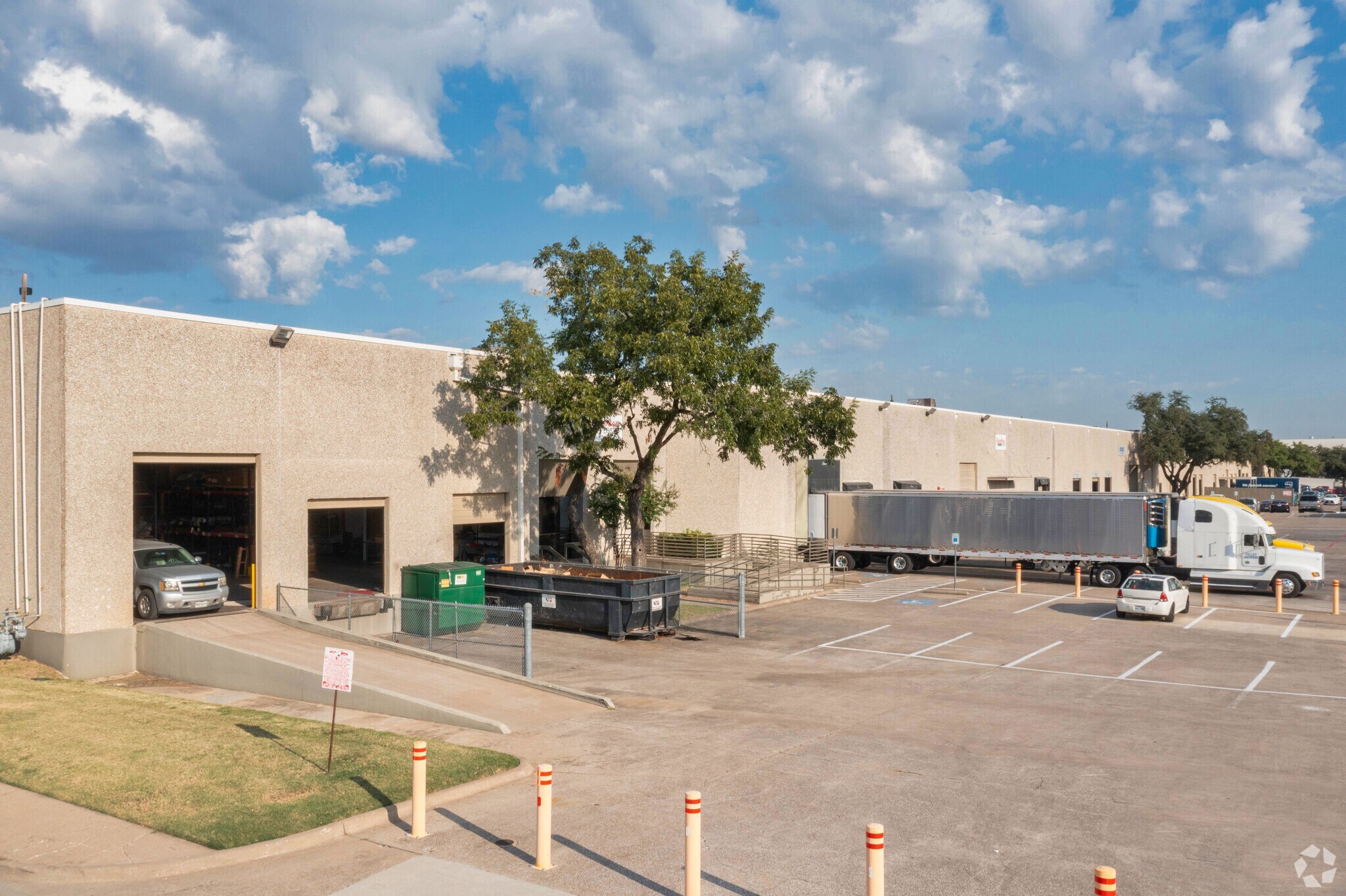 10701-10737 King William Dr, Dallas, TX for Rent