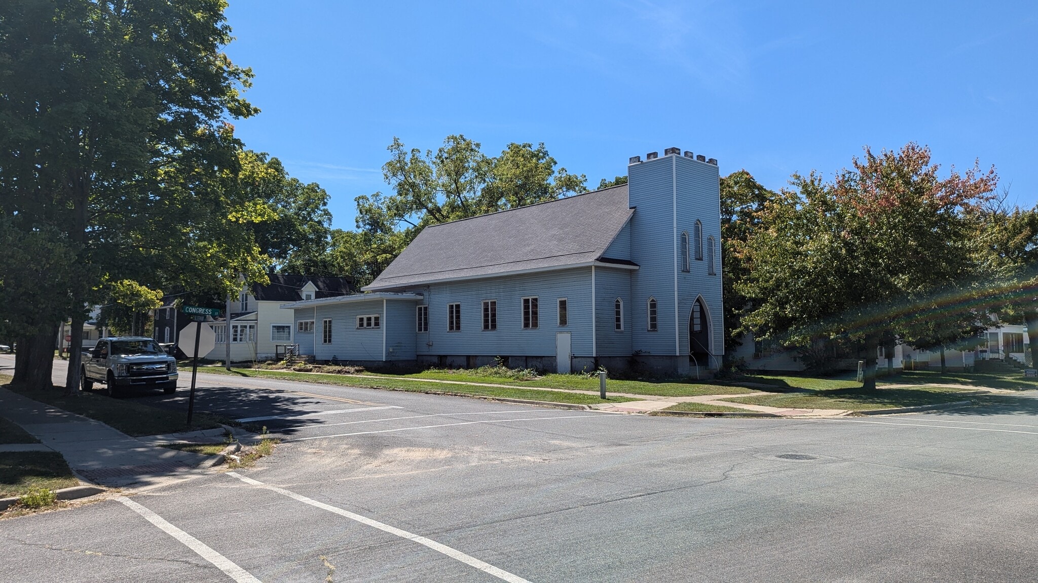 121 E Congress St, Belding, MI for Sale