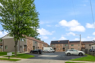Green Bay, WI Apartments - 1747 Oakdale Ave