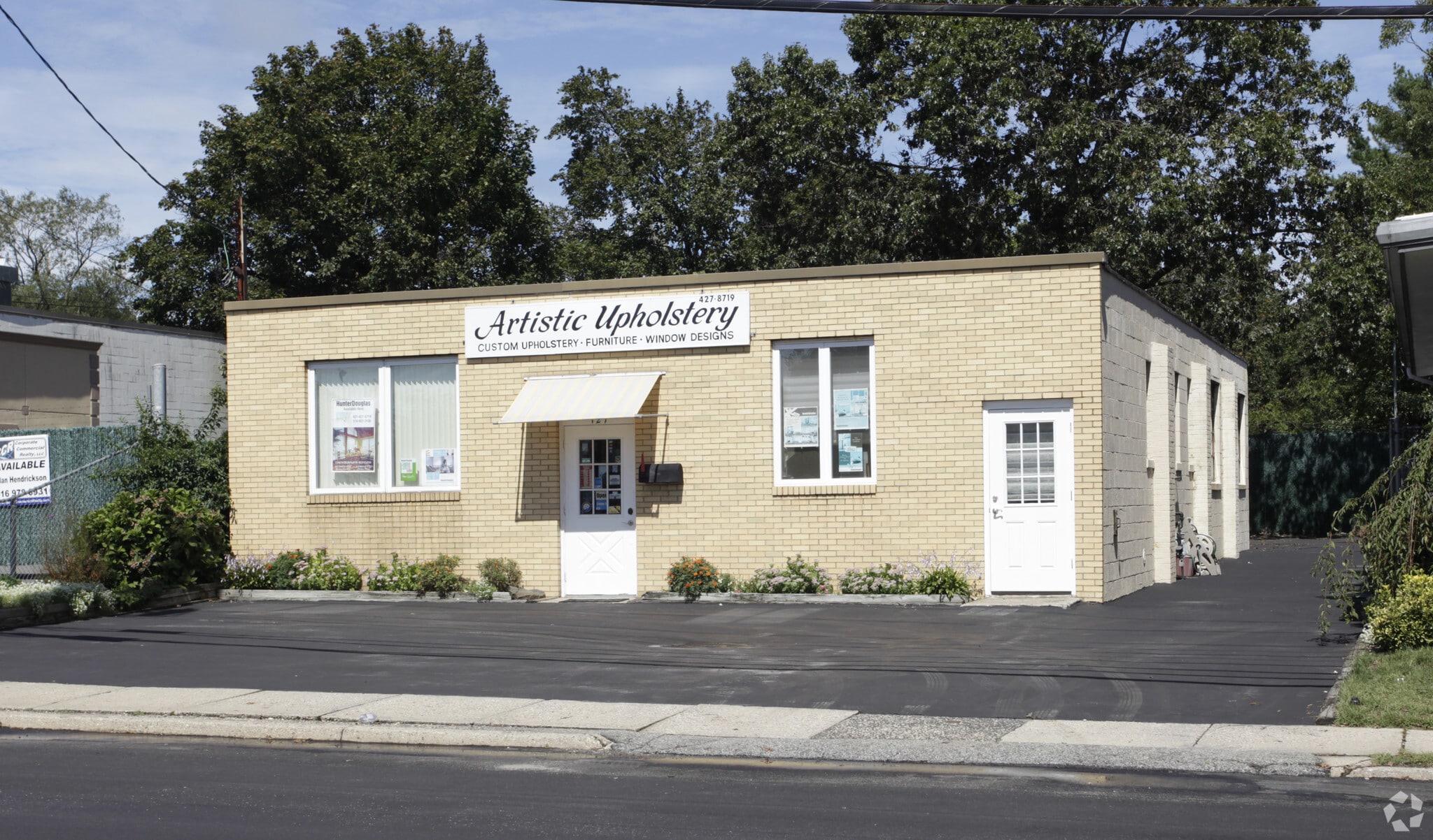 127 W Hills Rd, Huntington Station, NY for Sale