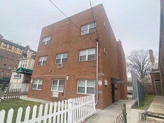 Flushing, NY Apartments - 15605 Sanford Ave
