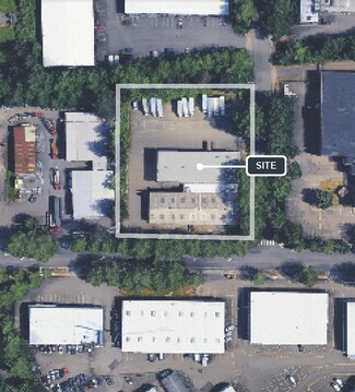 Redmond, WA Warehouse - 9001-9003 151st Ave NE