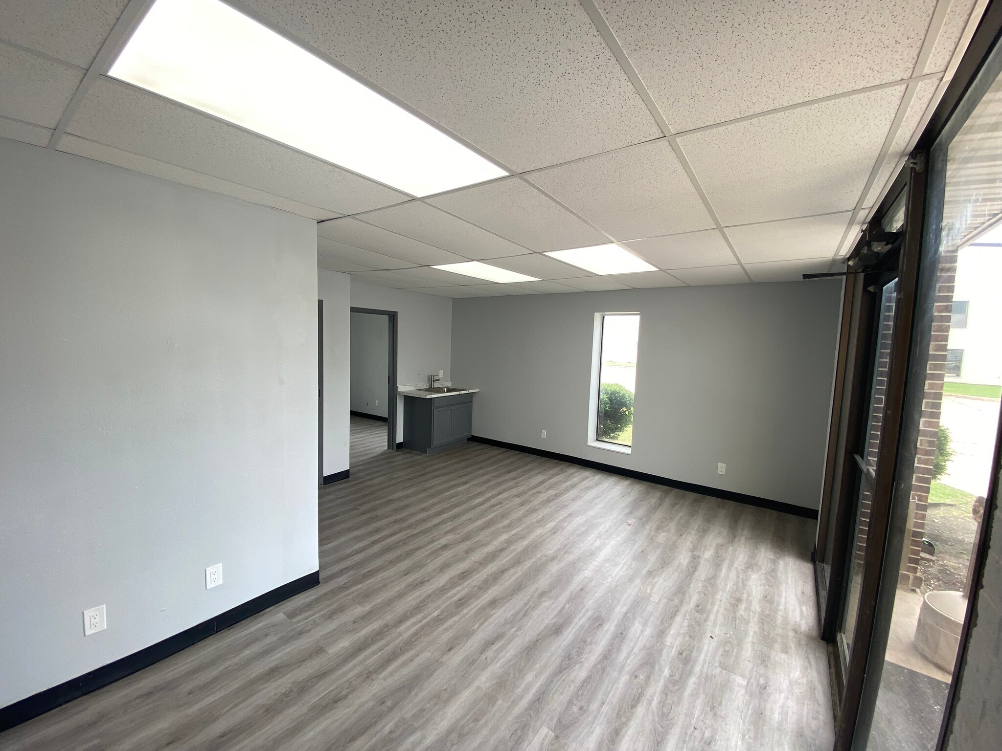 196 Industrial Blvd, McKinney, TX for Rent