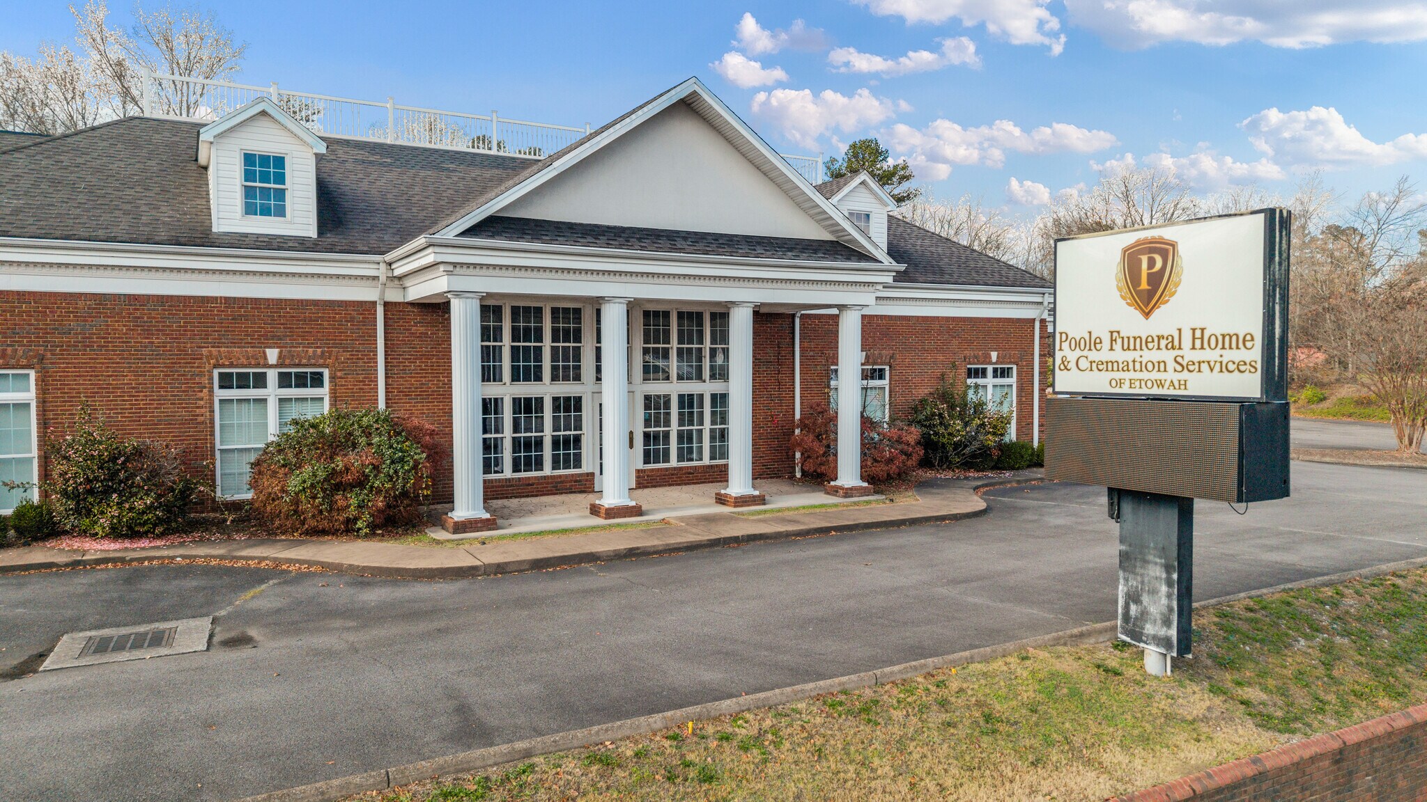 300 Tennessee Ave, Etowah, TN for Sale