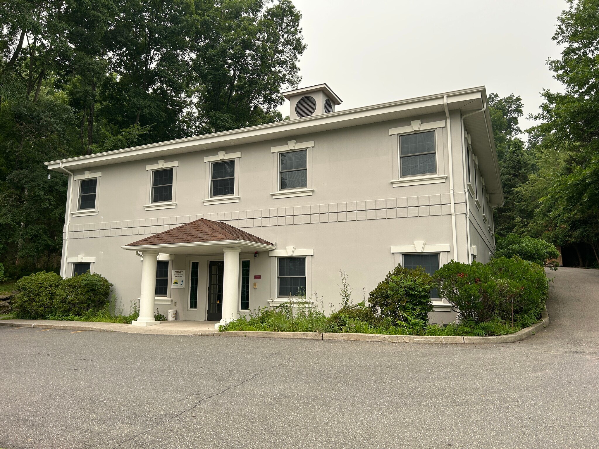 526 Independence Rd, East Stroudsburg, PA for Sale