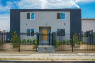 Los Angeles, CA Apartments - 10412 S Figueroa St