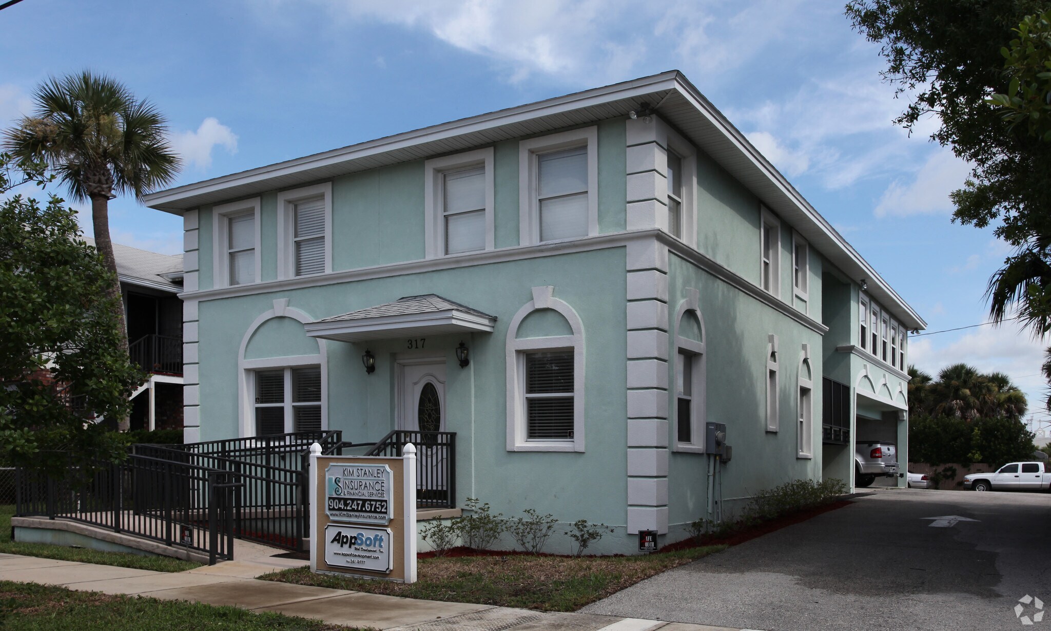 317 4th Ave N, Jacksonville Beach, FL for Rent