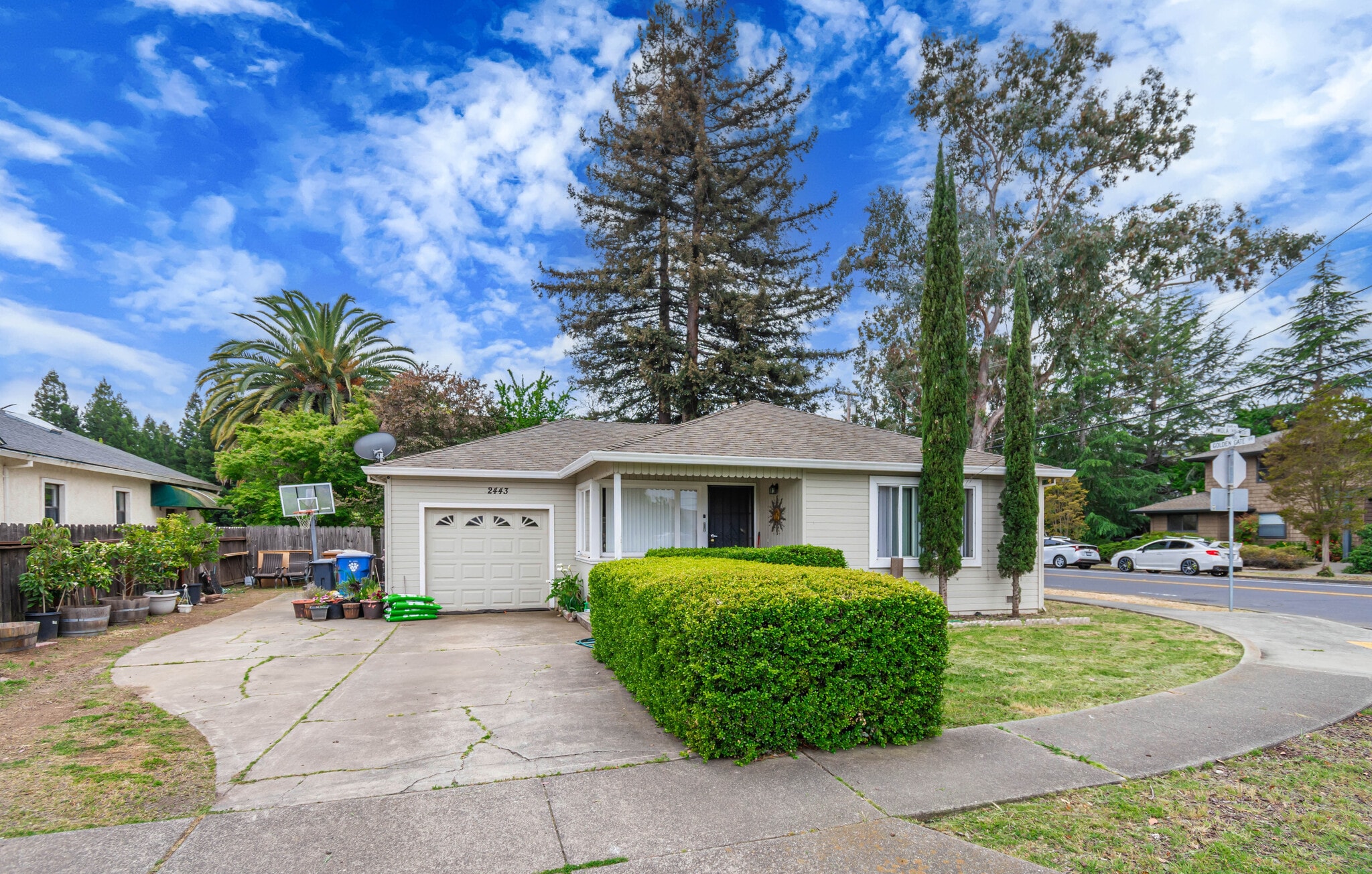930 Golden Gate Dr, Napa, CA for Sale