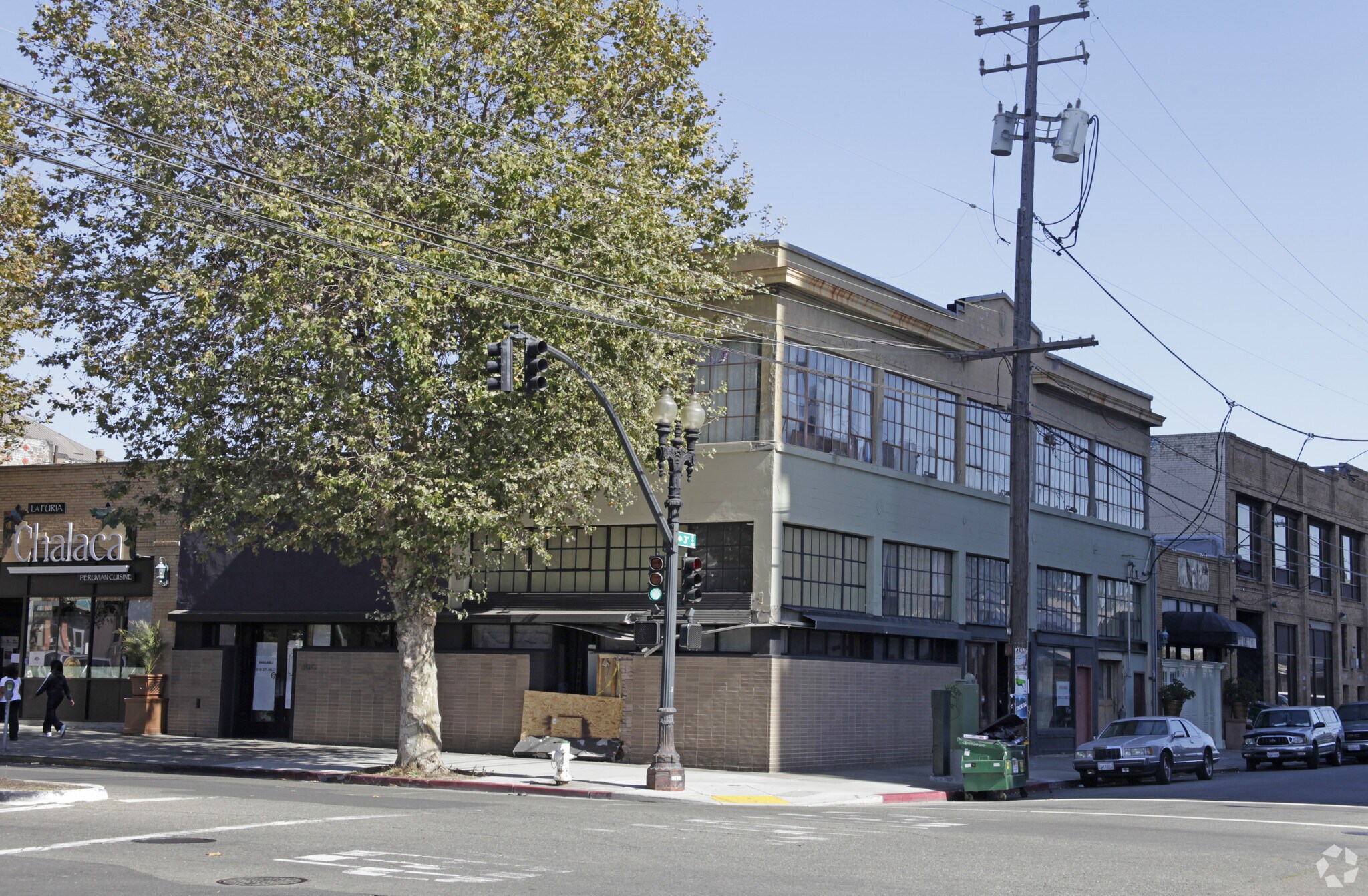 300 Broadway, Oakland, CA for Sale