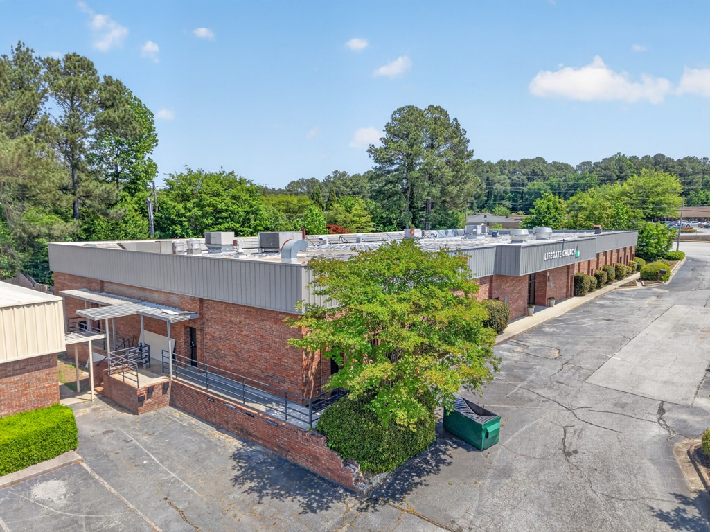 3005 Lenora Church Rd, Snellville, GA for Sale