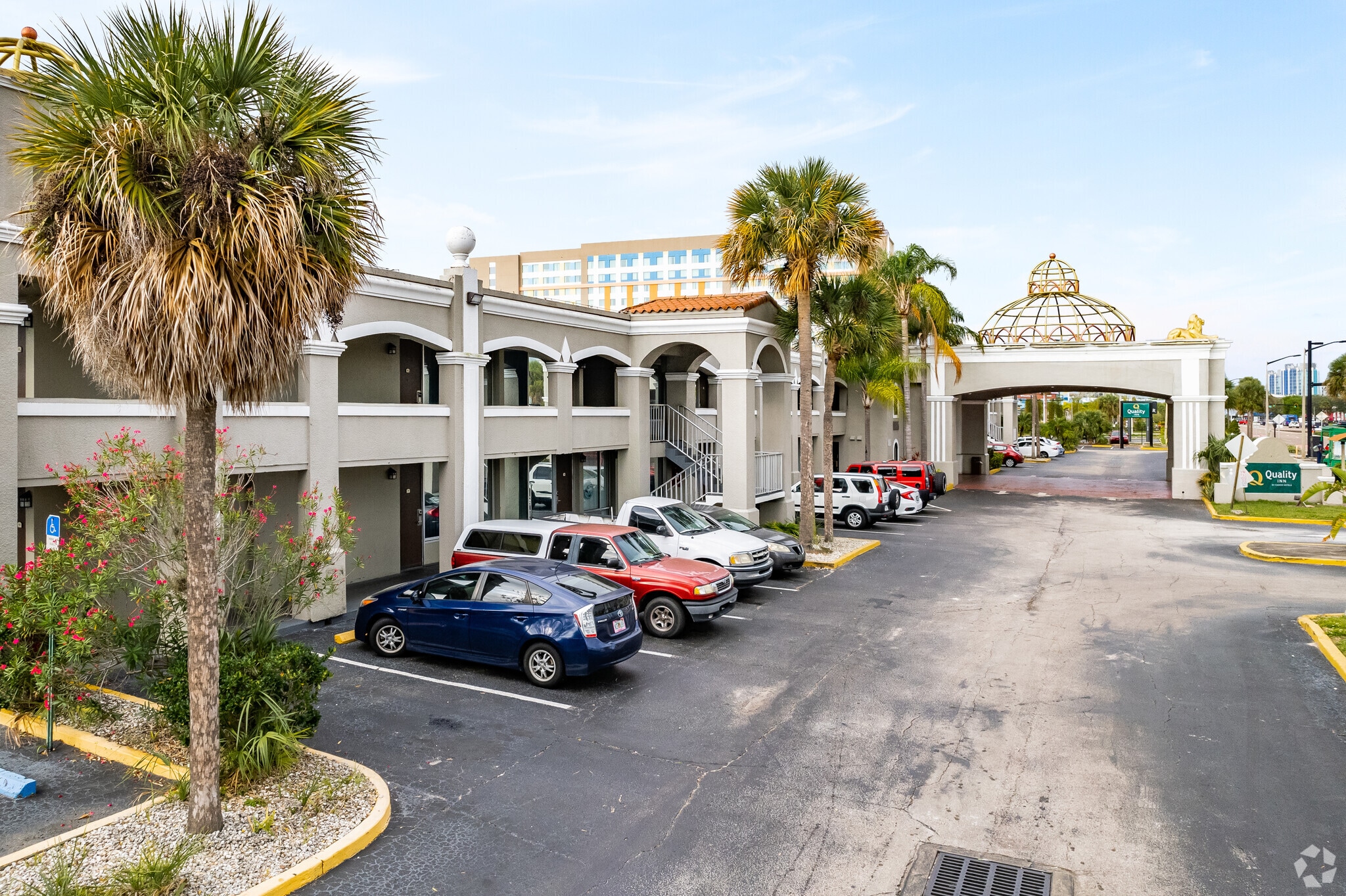 5858 International Dr, Orlando, FL for Sale