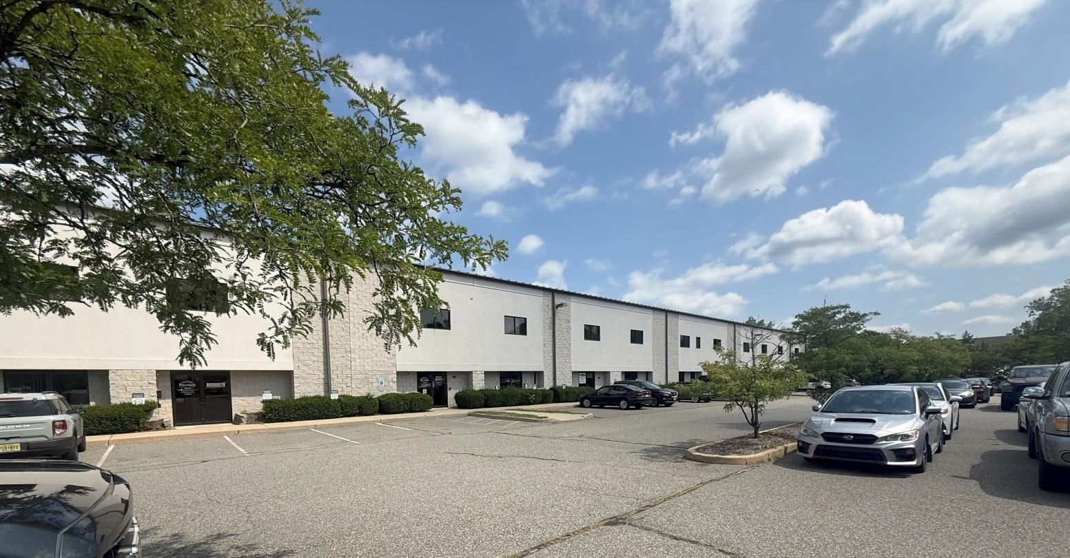 220 West Parkway, Pompton Plains, NJ for Rent