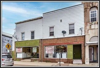 Weyauwega, WI Storefront Retail/Residential - 114 E Main St Weyauwega, WI Storefront Retail/Residential - 114 E Main St