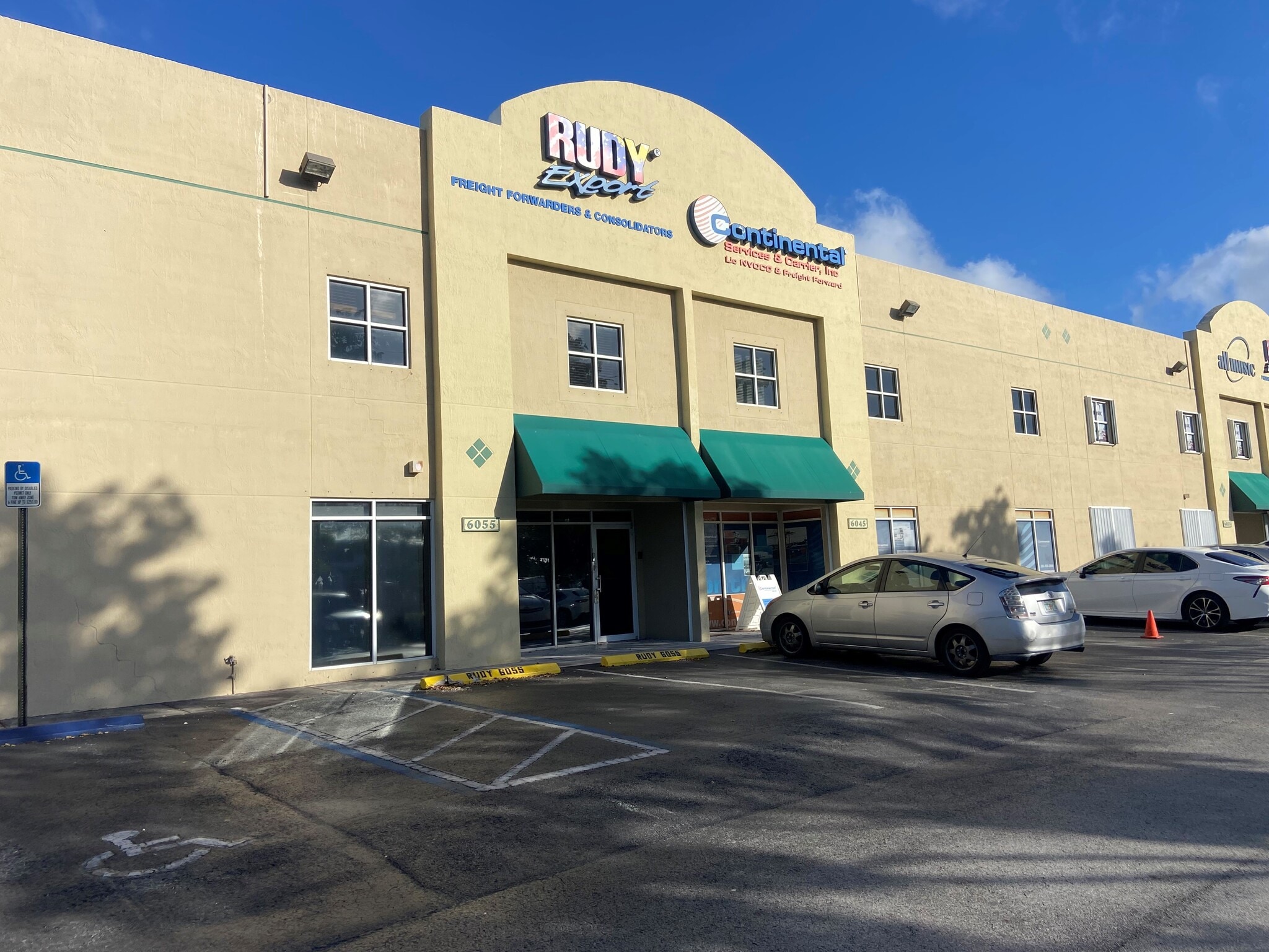 6005-6055 NW 87th Ave, Miami, FL for Rent