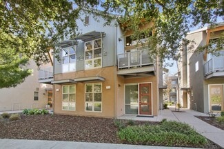 Davis, CA Apartments - 2746 5th St