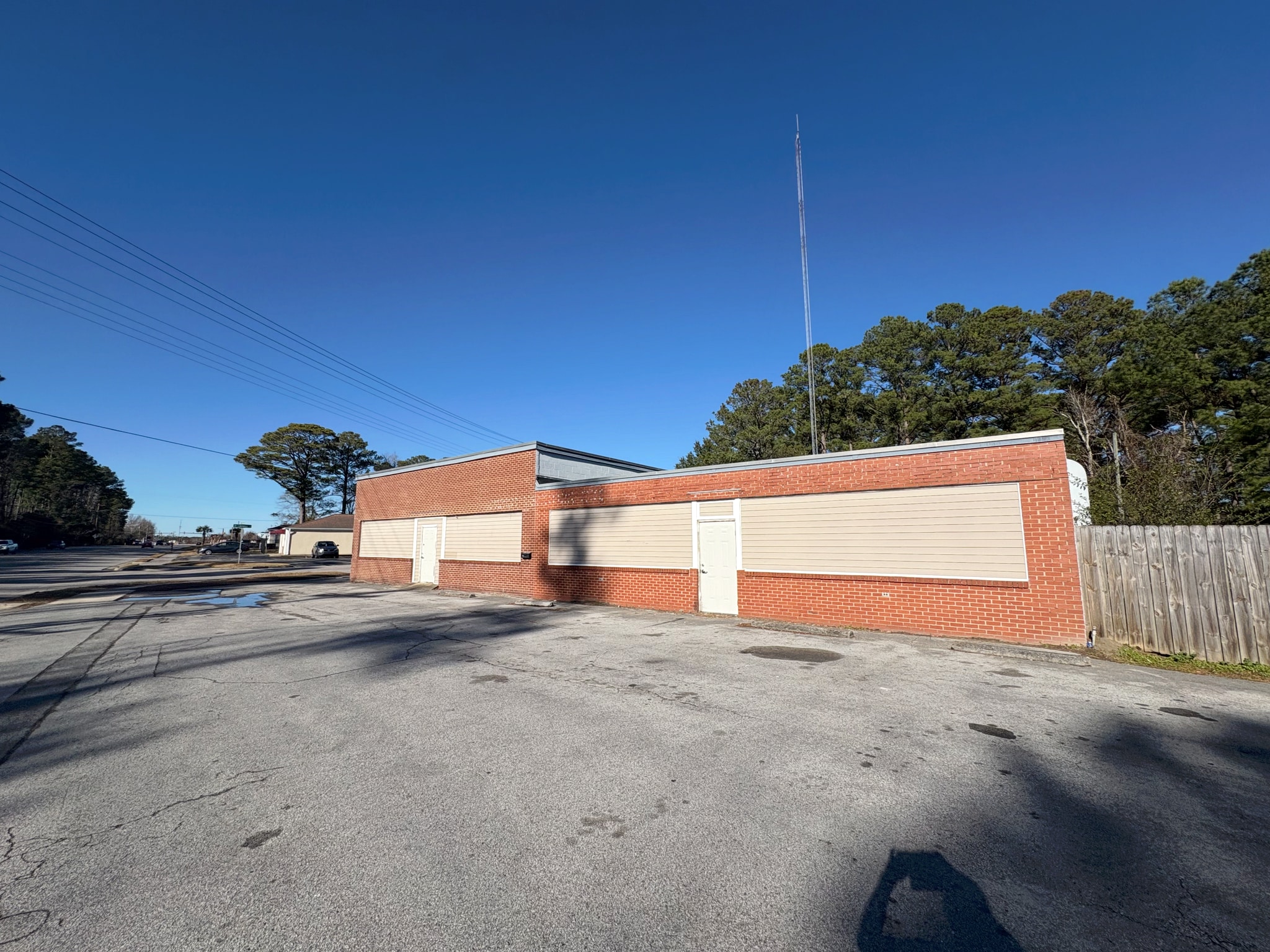 1836 Gum Branch Rd, Jacksonville, NC for Sale