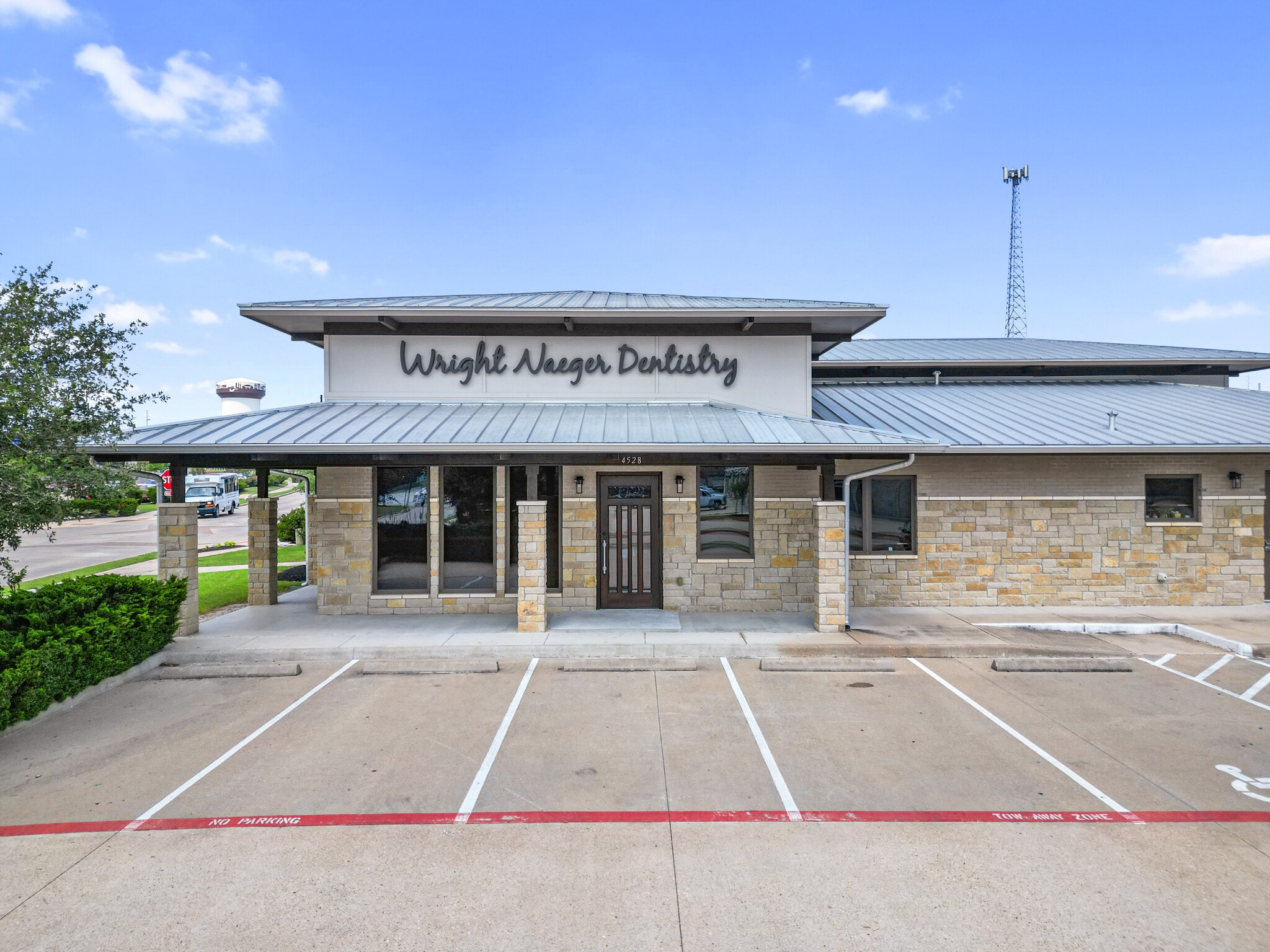 4528 Mills Park Cir, College Station, TX for Sale
