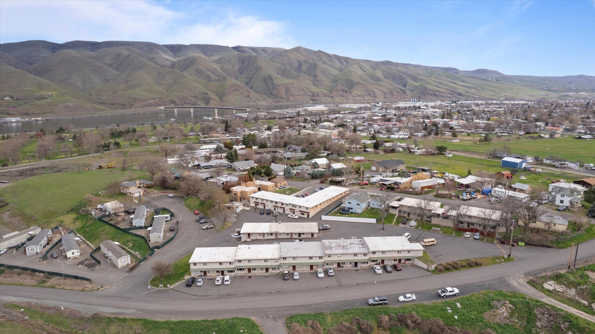 16001620 Chestnut St Clarkston, WA 99403 MultiFamily Property for