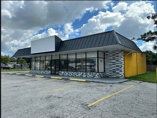 Saint Petersburg, FL Storefront - 2108 49th St S